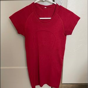 LULULEMON Swiftly Tech Short Sleeve 2.0